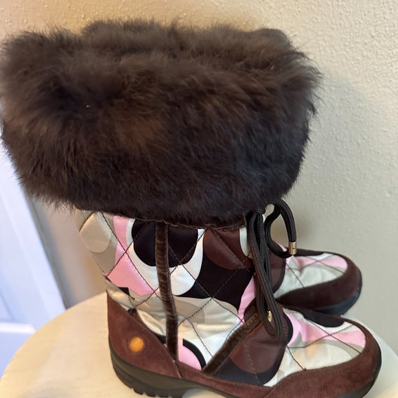 🎀Host Pick🎀EUC Coach Vibram Quilted Boots With Fur/Brown/Green/Pink Size 6 - Picture 4 of 10